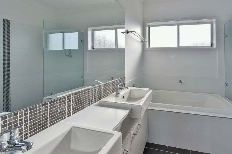 34 Easton Avenue, Spring Farm NSW 2570, Spring Farm - Thumbnail 8