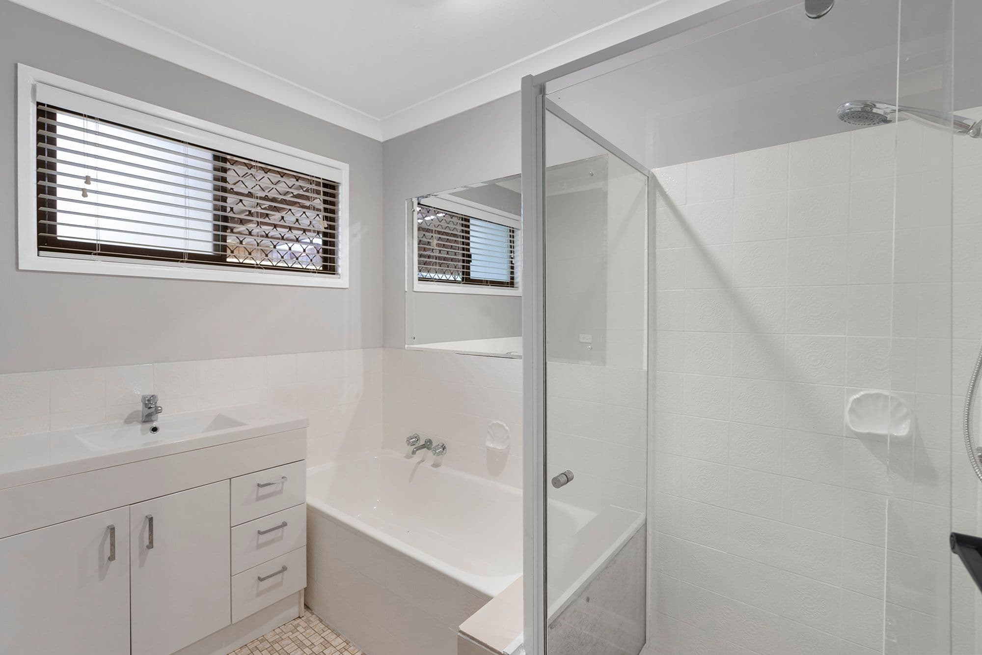24 Antares Avenue, Kingston QLD 4114, Kingston - Thumbnail 4
