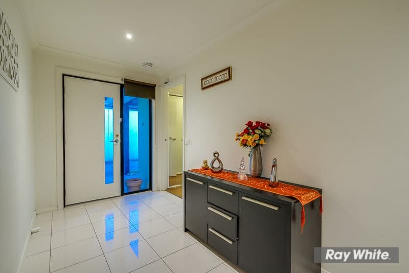14 MUNRO Drive, Wyndham Vale VIC 3024, Wyndham Vale - Thumbnail 3