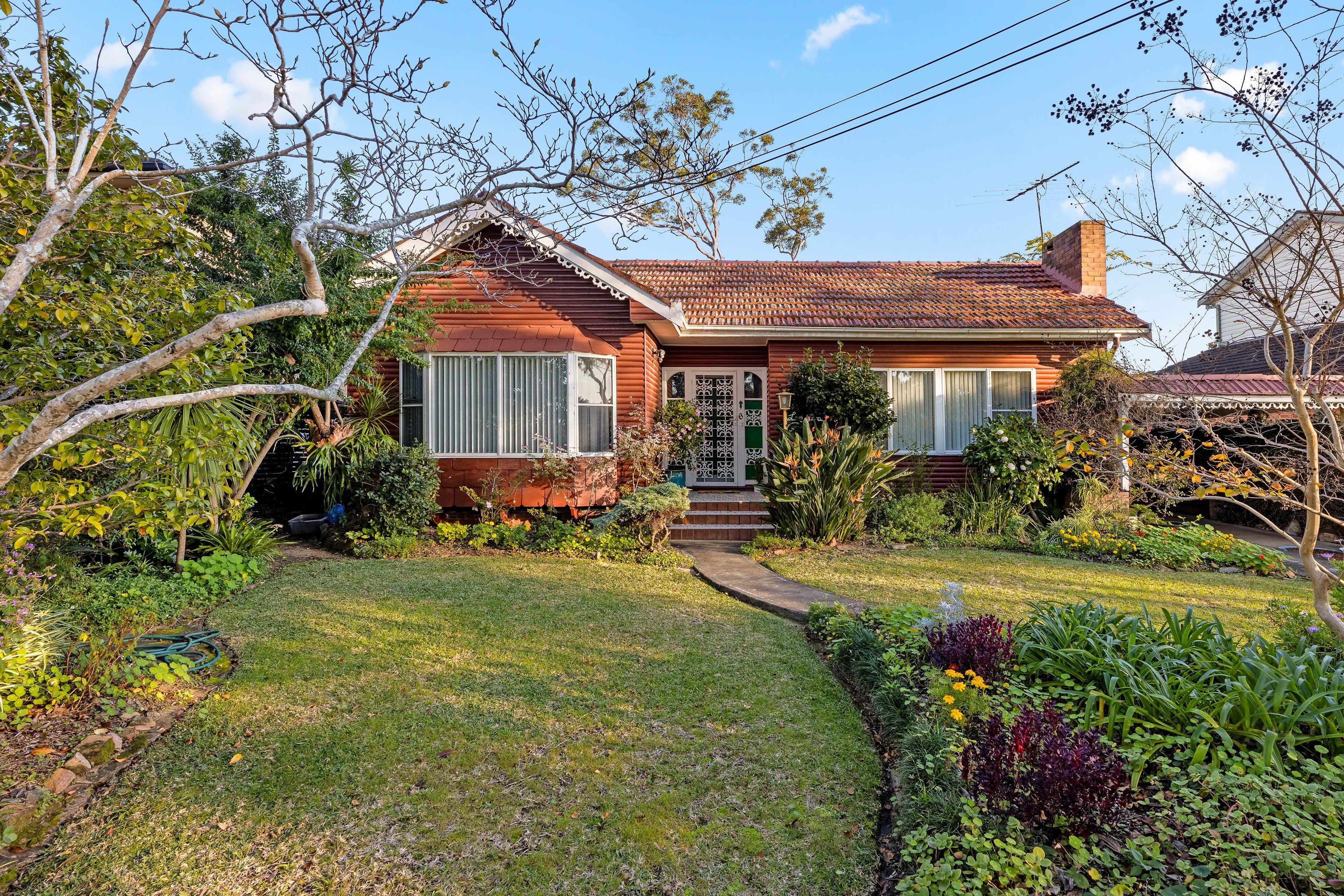 6 Crookwell Avenue, Miranda NSW 2228, Miranda - Thumbnail 2