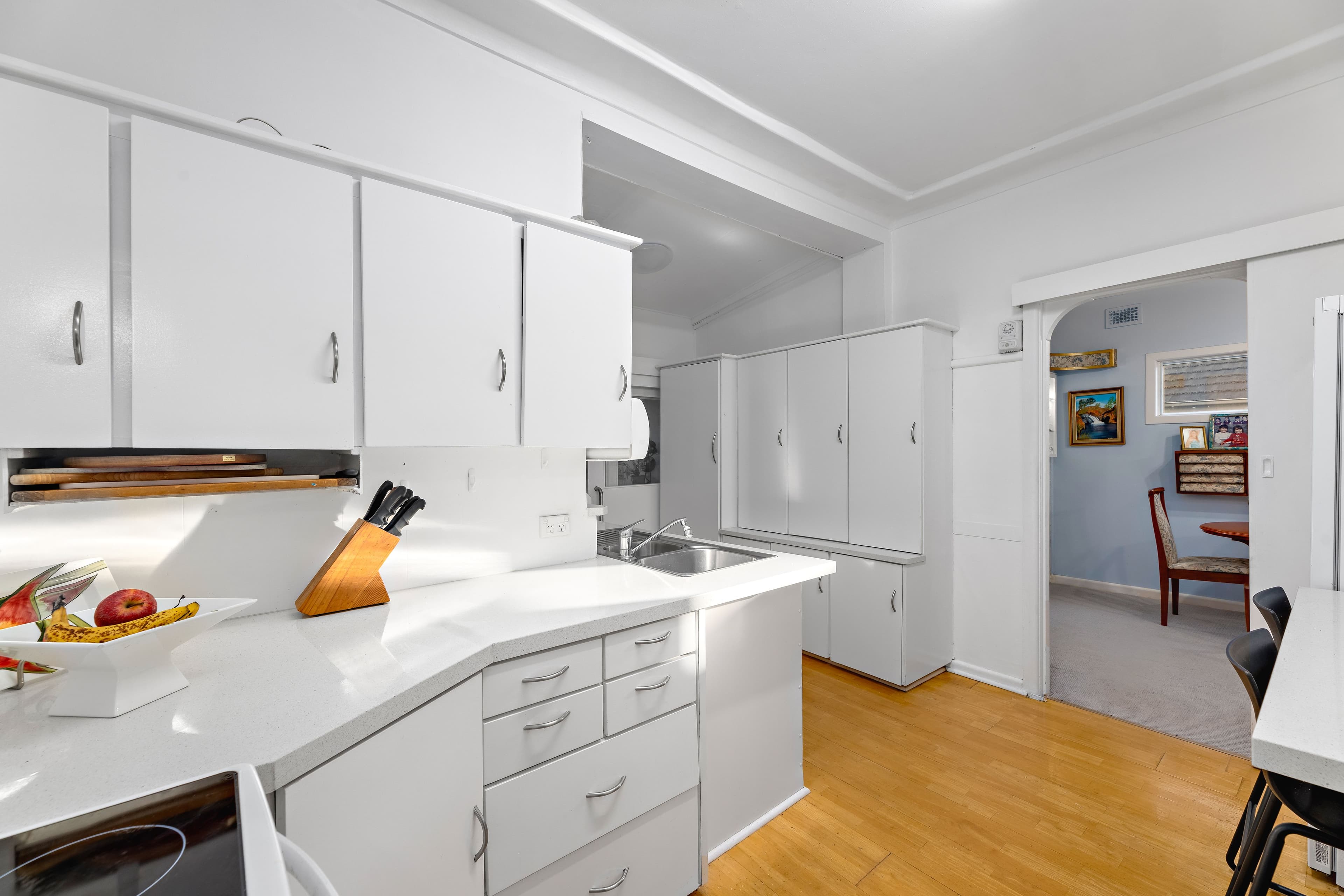 6 Crookwell Avenue, Miranda NSW 2228, Miranda - Thumbnail 4