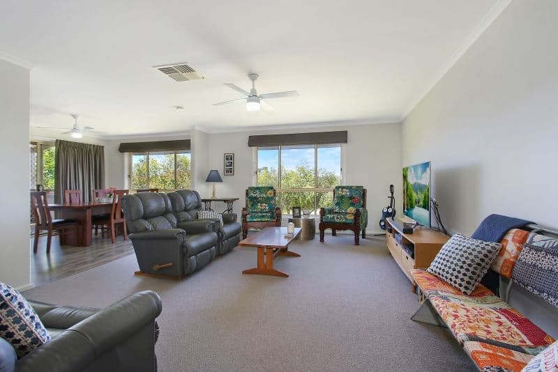17 Nightingale Avenue, West Wodonga VIC 3690, West Wodonga - Thumbnail 4