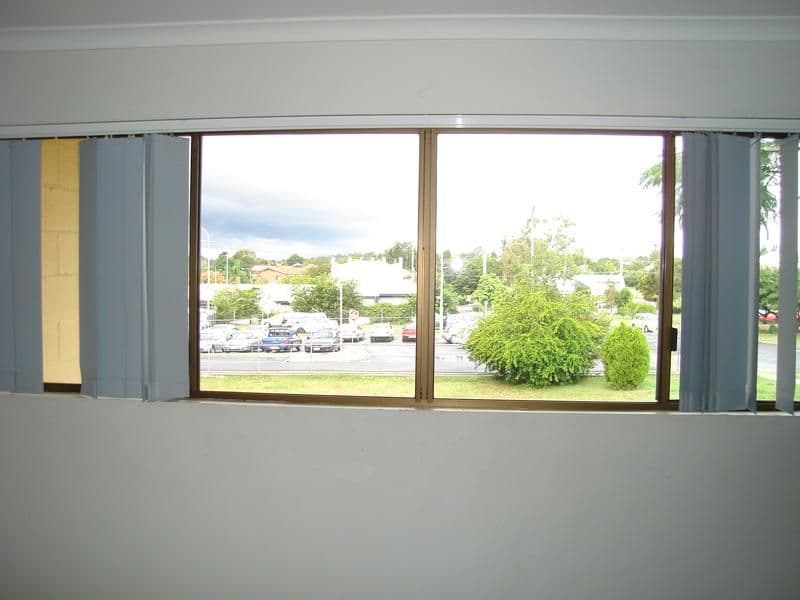 Unit 1 60 Railway Street, BOOVAL QLD 4304, Booval - Thumbnail 5