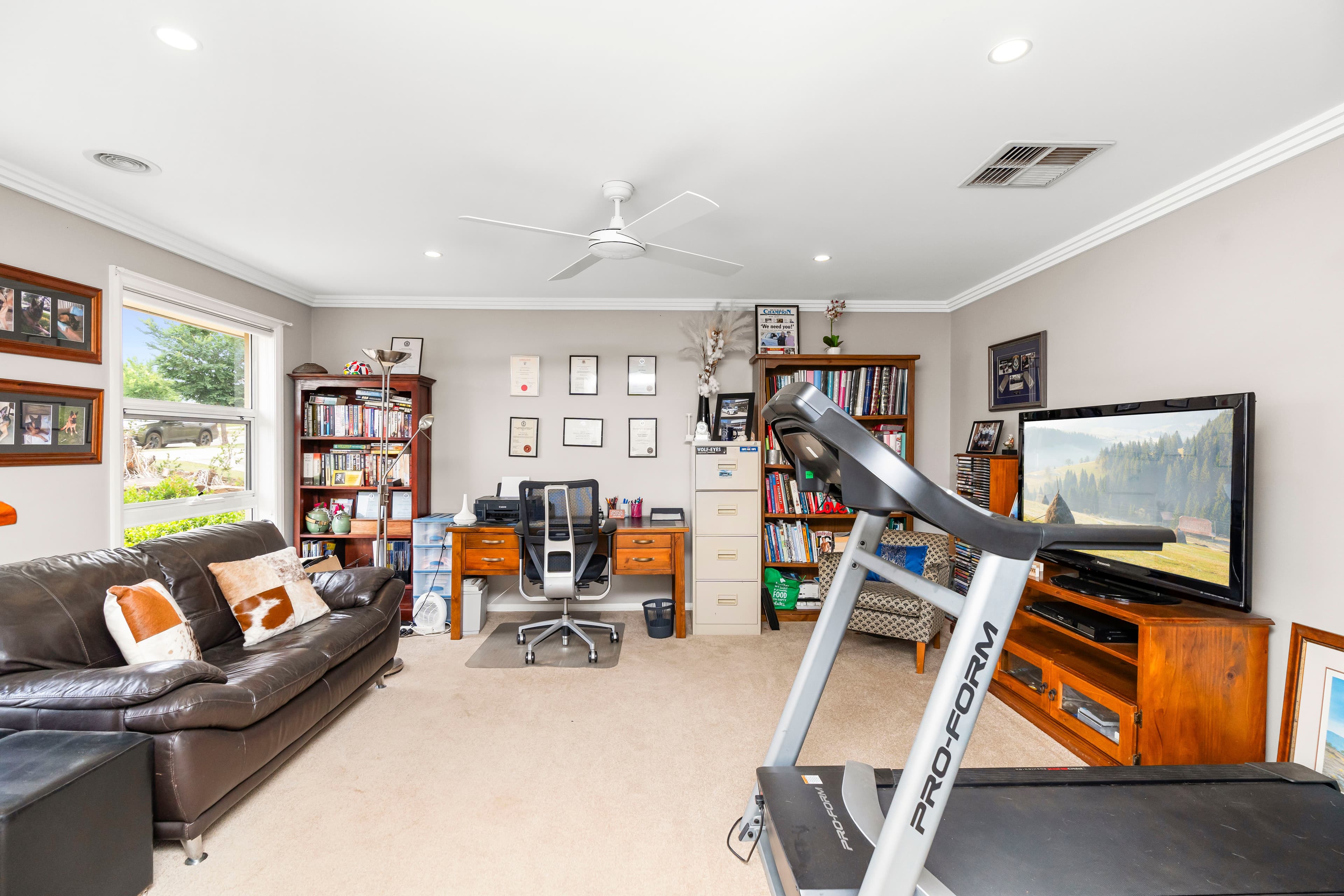 32 Barton Avenue, Lloyd NSW 2650, Lloyd - Thumbnail 5
