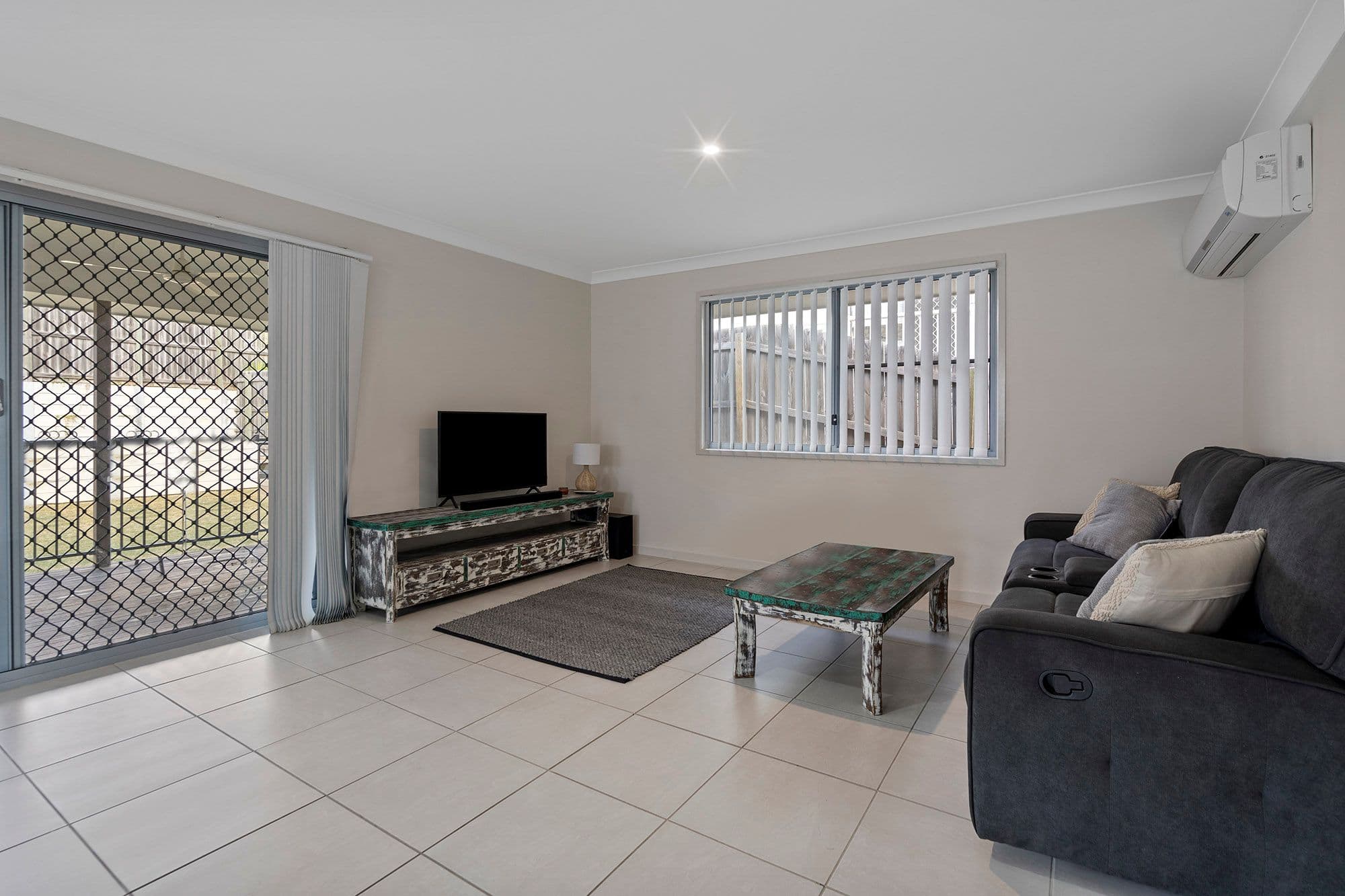 22 Oakmoss Drive, Springfield Lakes QLD 4300, Springfield Lakes - Thumbnail 8