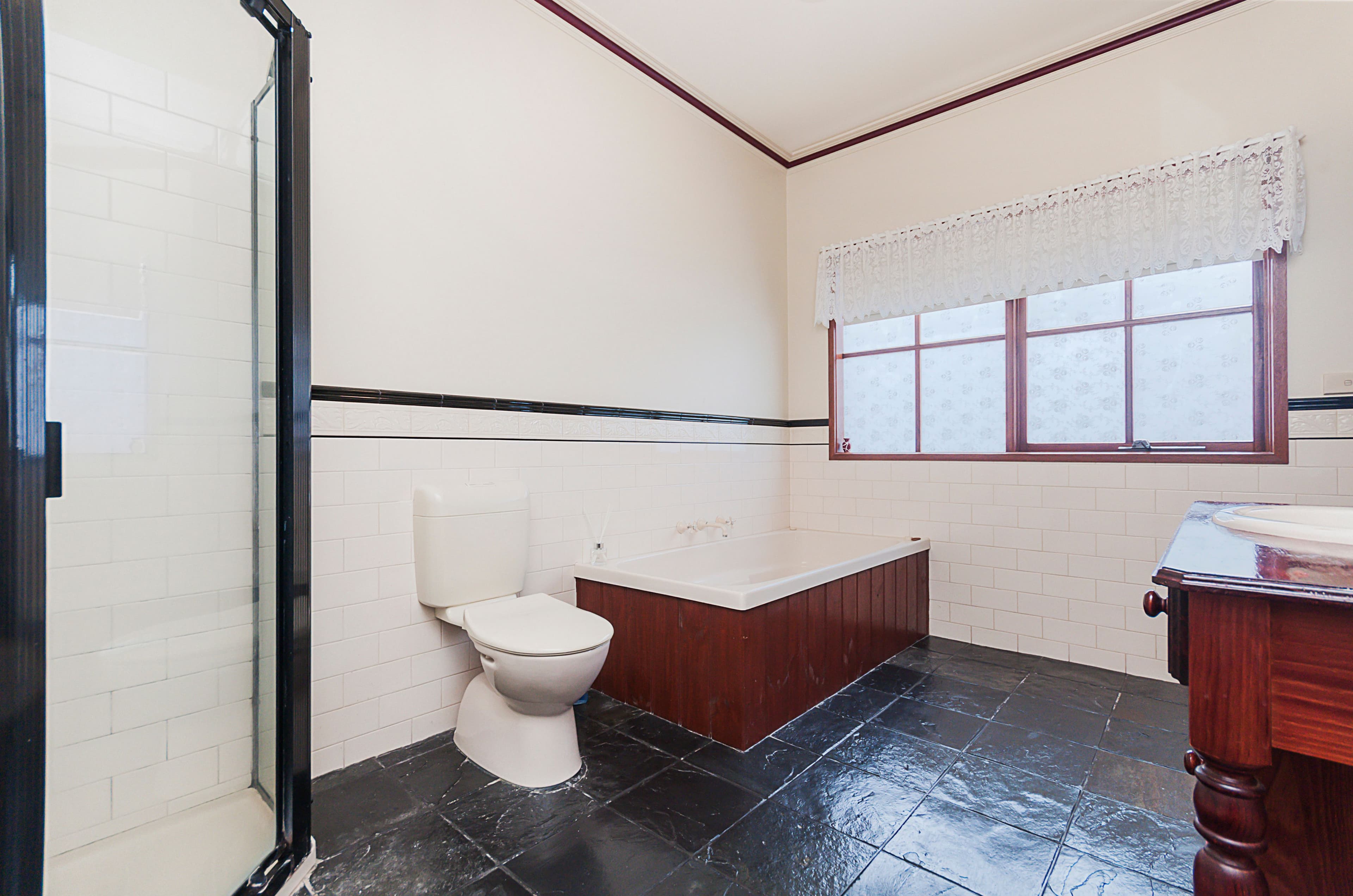 4 Donald Court, Warrnambool VIC 3280, Warrnambool - Thumbnail 8