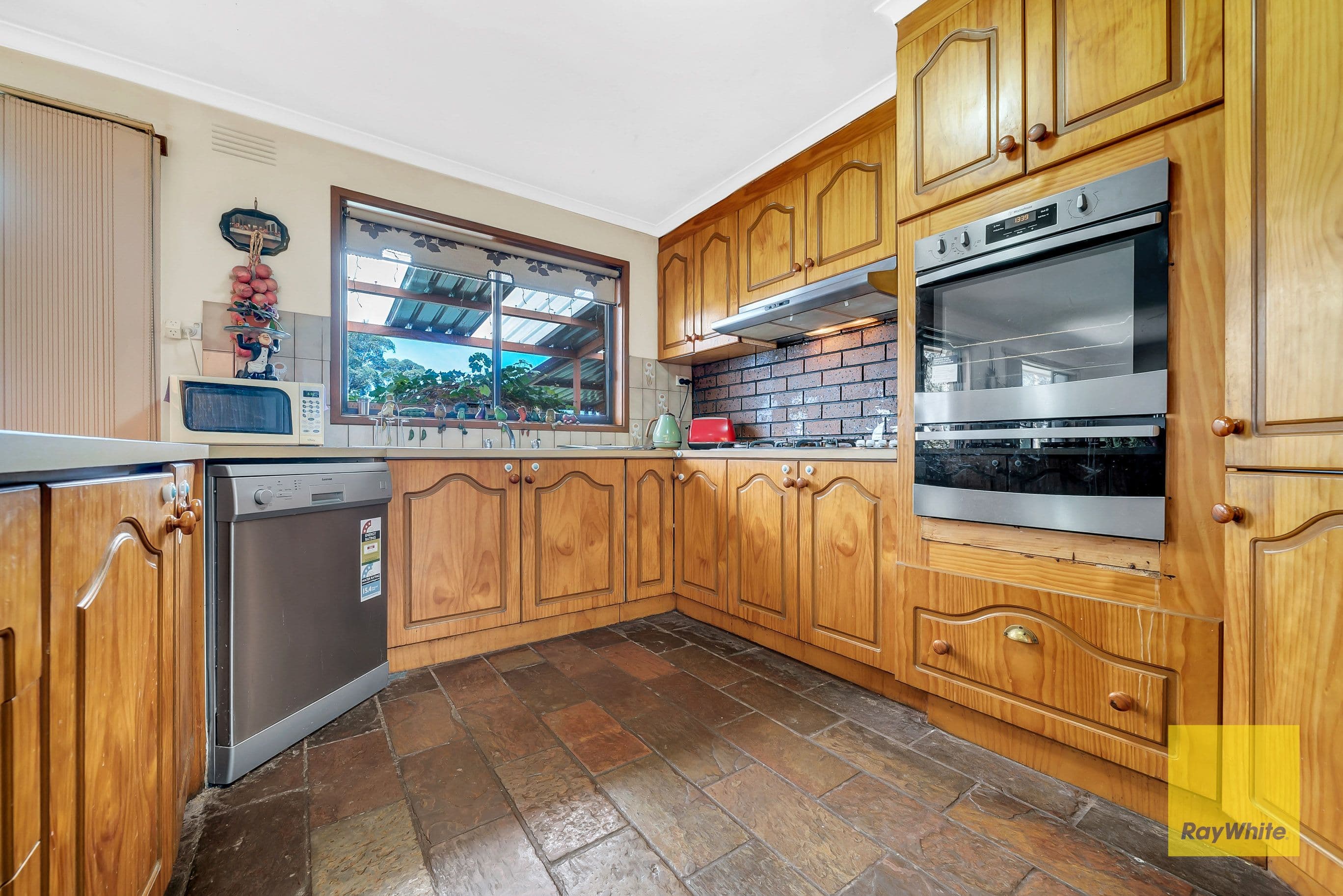 242 Morris Road, Hoppers Crossing VIC 3029, Hoppers Crossing - Thumbnail 5