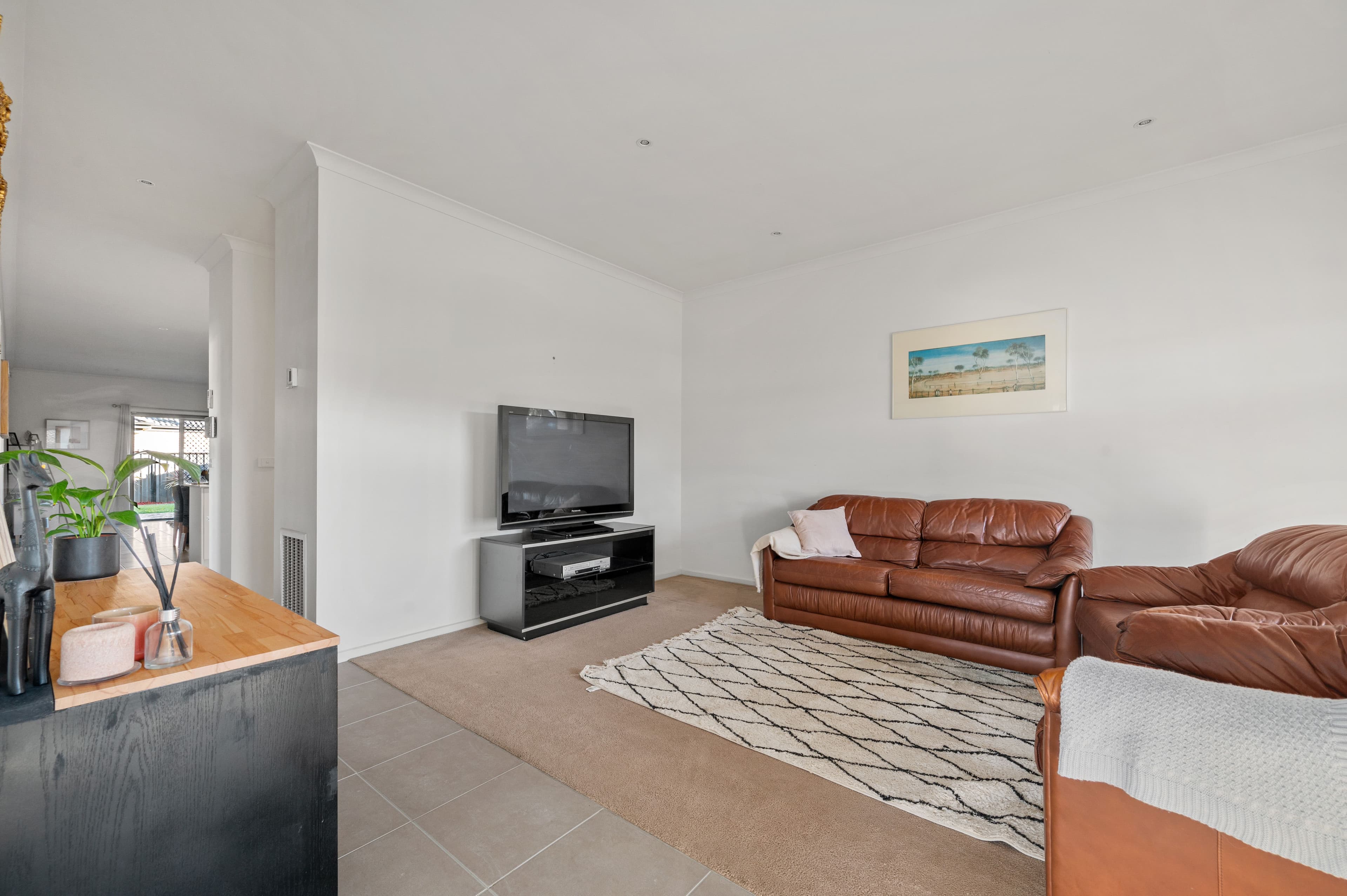 1 Craigmoor Crescent, Mernda VIC 3754, Mernda - Thumbnail 3