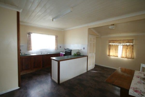 29 Railway Street, TENTERFIELD NSW 2372, Tenterfield - Thumbnail 5