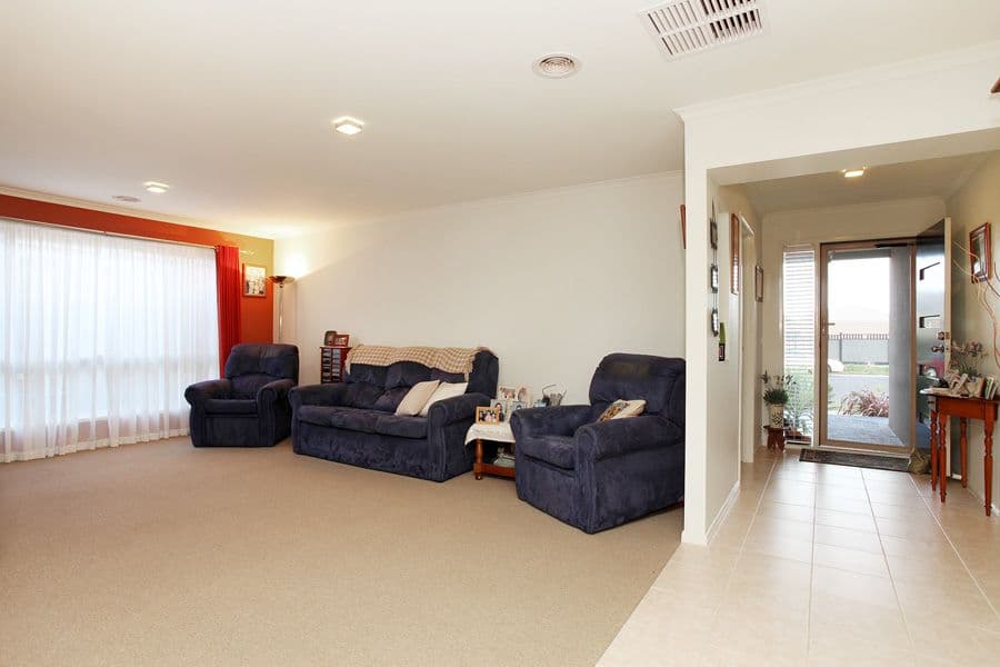 21 Inverell Parkway, TARNEIT VIC 3029, Tarneit - Thumbnail 2