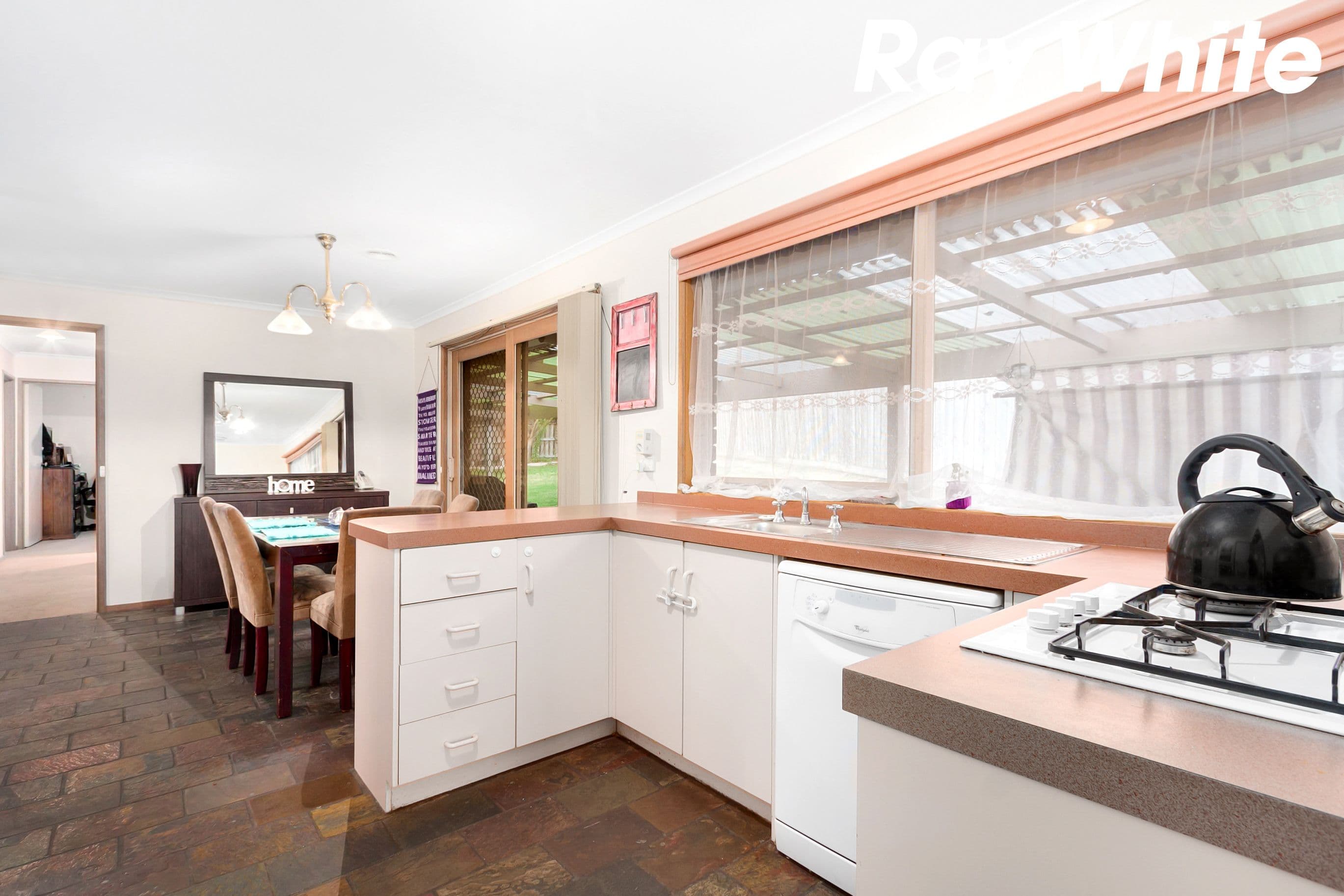 24 Osborn Grove, Pakenham VIC 3810, Pakenham - Thumbnail 6