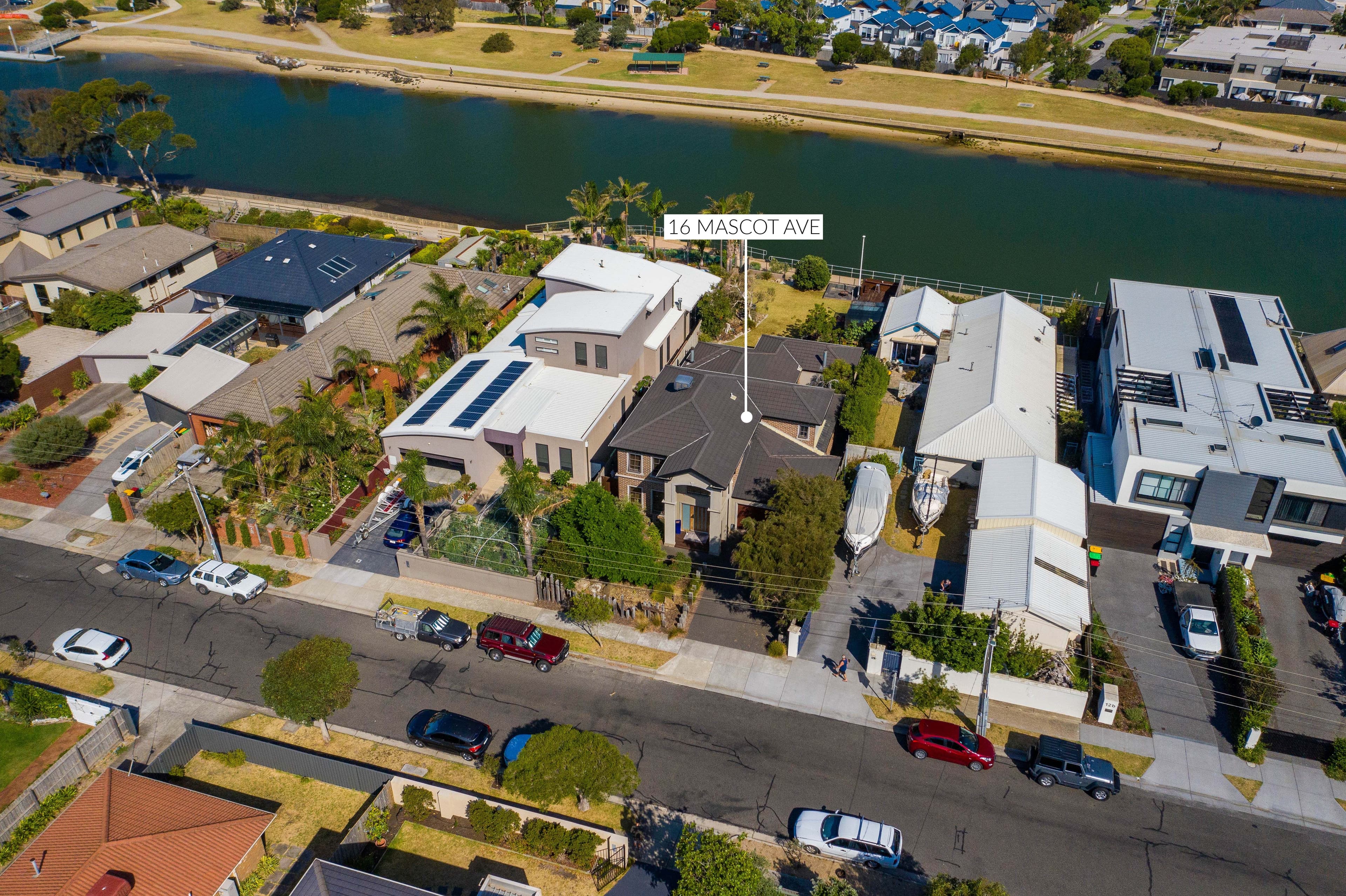 16 Mascot Avenue, Bonbeach VIC 3196, Bonbeach - Thumbnail 2