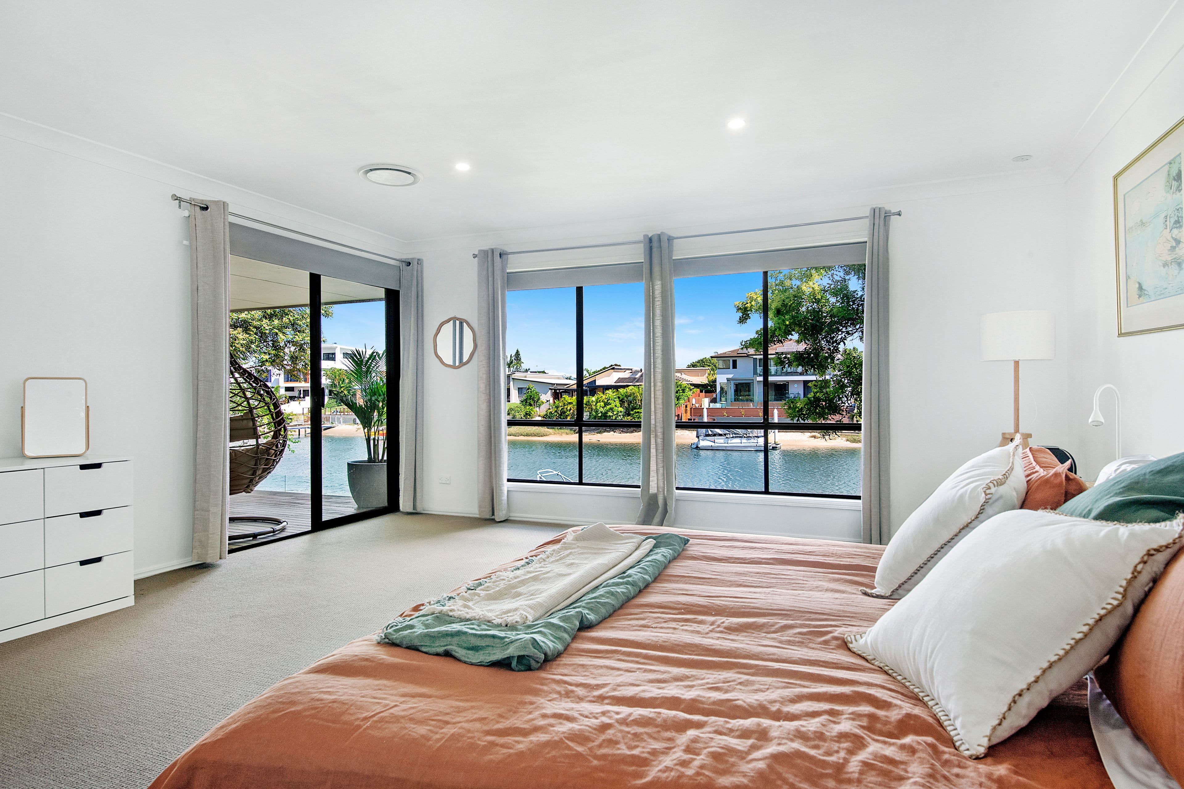 62 Gretel Drive, Mermaid Waters QLD 4218, Mermaid Waters - Thumbnail 6
