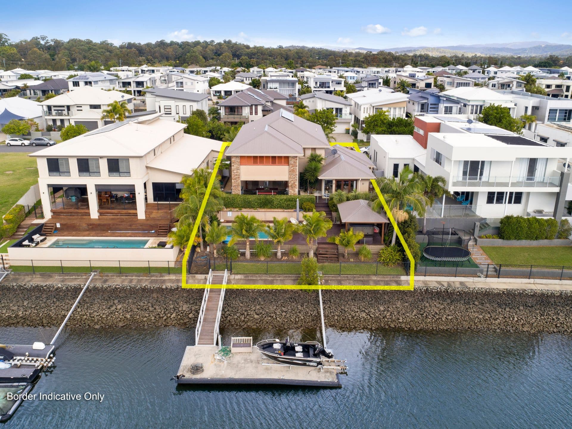 22 Harbourvue Court, Helensvale QLD 4212, Helensvale - Image 1