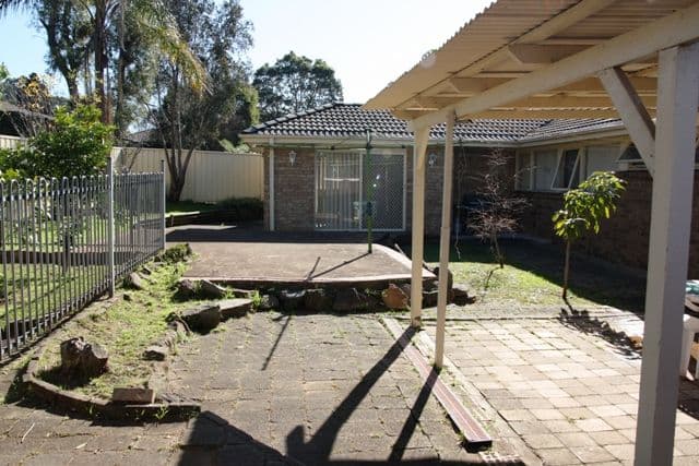 37 Stranraer Drive, ST ANDREWS NSW 2566, St Andrews - Thumbnail 6