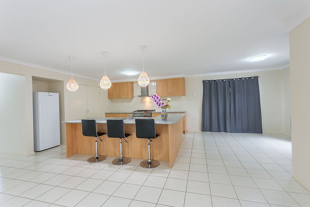 7 Wanderer Crescent, Springfield Lakes QLD 4300, Springfield Lakes - Thumbnail 3