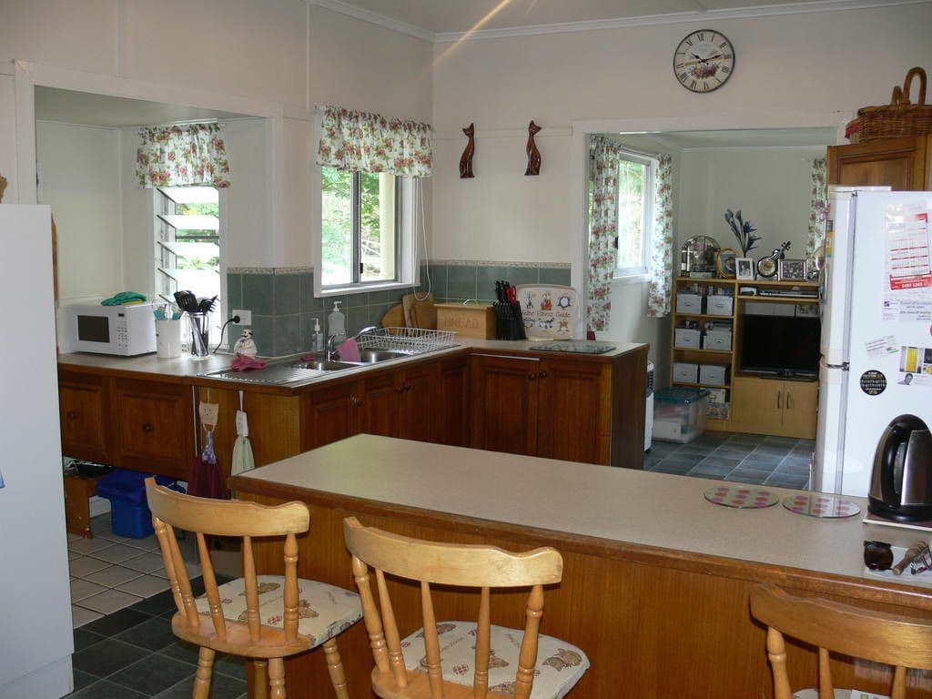 5 Down Street, ESK QLD 4312, Esk - Thumbnail 5