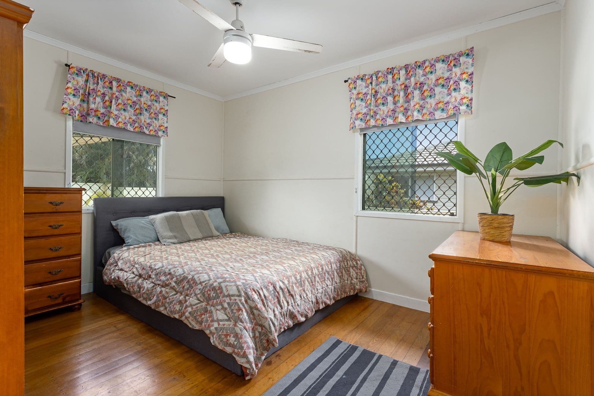 13 Houghton Avenue, Redcliffe QLD 4020, Redcliffe - Thumbnail 5