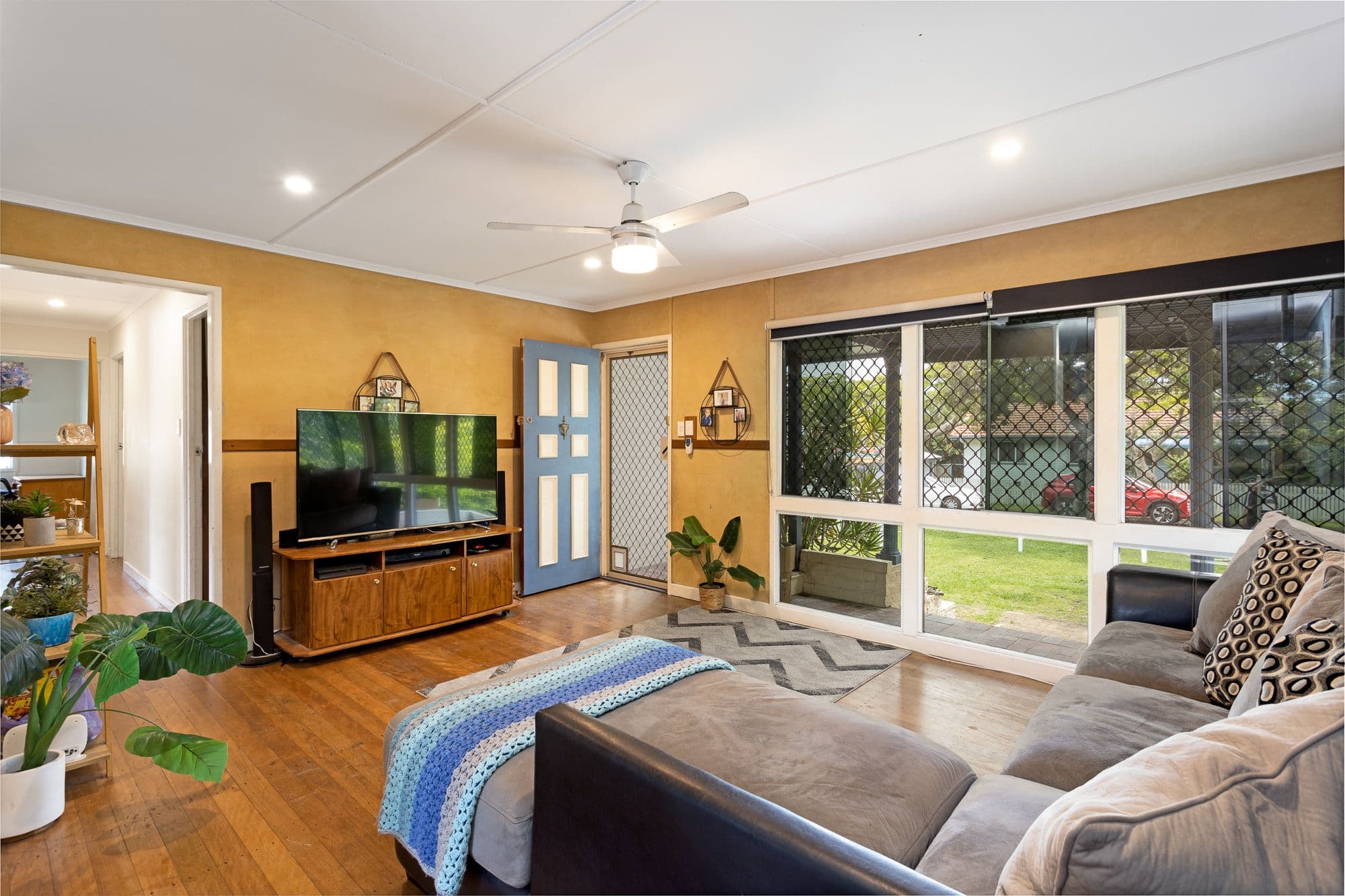 13 Houghton Avenue, Redcliffe QLD 4020, Redcliffe - Thumbnail 8