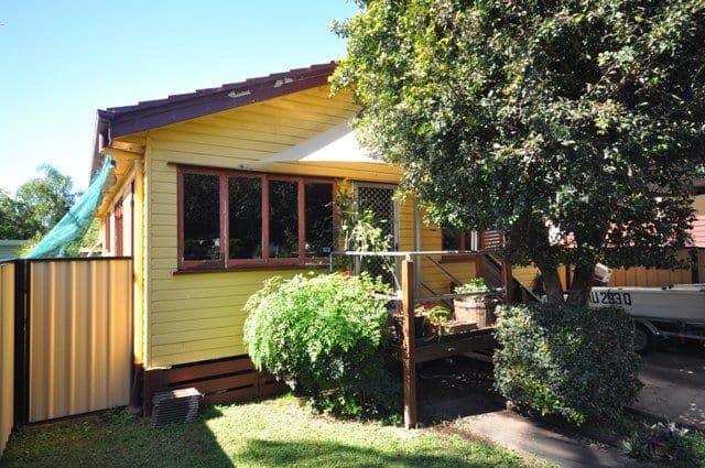 17 Inglis Street, WOODY POINT QLD 4019, Woody Point - Thumbnail 3