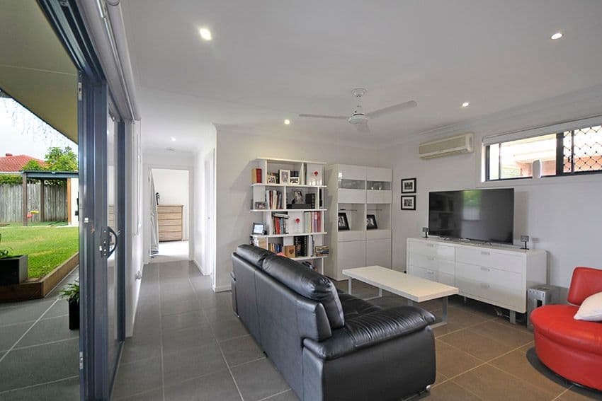 186 Townson Avenue, PALM BEACH QLD 4221, Palm Beach - Thumbnail 5