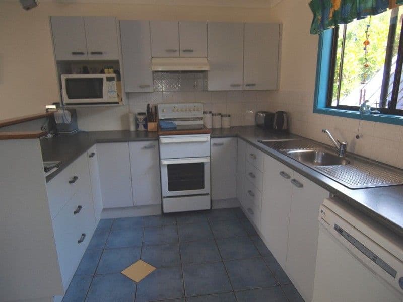 10 Tallawang Avenue, MALUA BAY NSW 2536, Malua Bay - Thumbnail 3