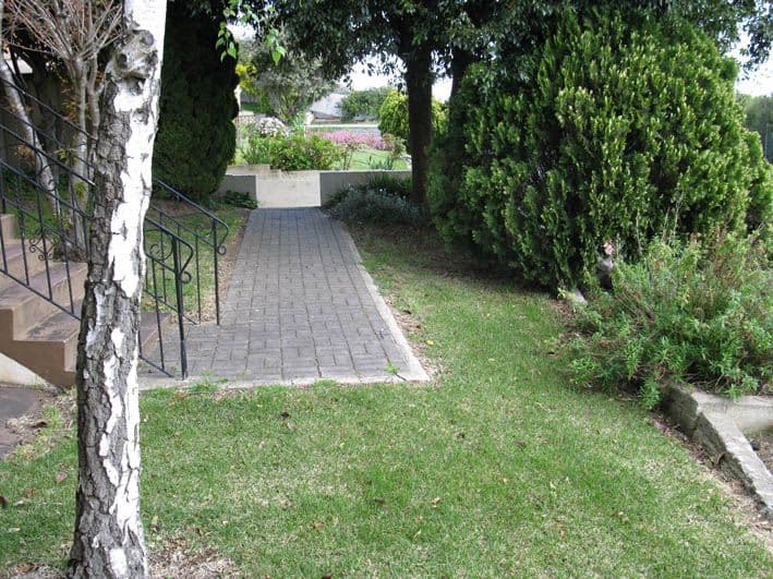 10 Boandik Terrace, MOUNT GAMBIER SA 5290, Mount Gambier - Thumbnail 2