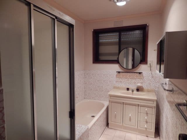 1 Mackenzie Street, Reservoir VIC 3073, Reservoir - Thumbnail 4