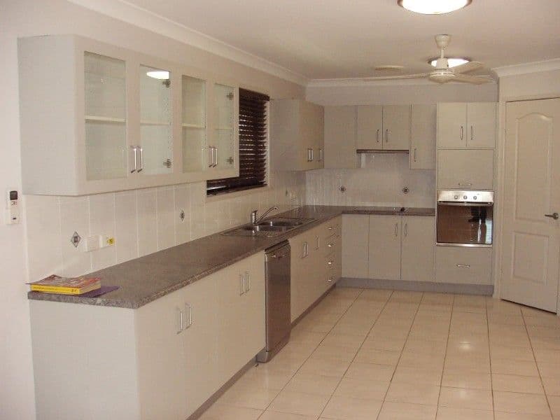 16 Haven Close, NORMAN GARDENS QLD 4701, Norman Gardens - Thumbnail 3