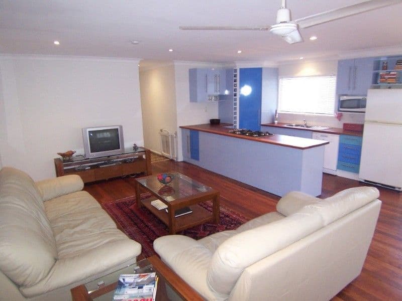16 Dale Street South, Crows Nest, QLD, 4355, Crows Nest - Thumbnail 2