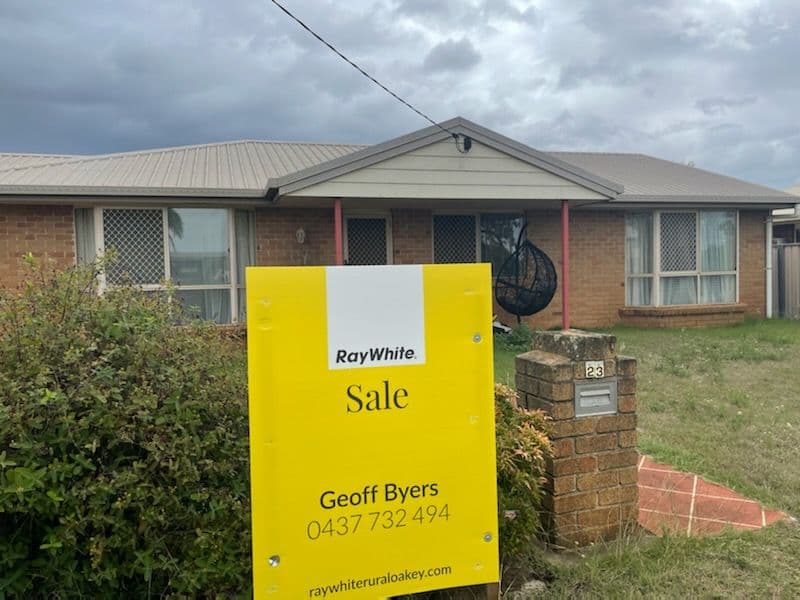 23 Hamlyn Road, Oakey QLD 4401, Oakey - Image 1