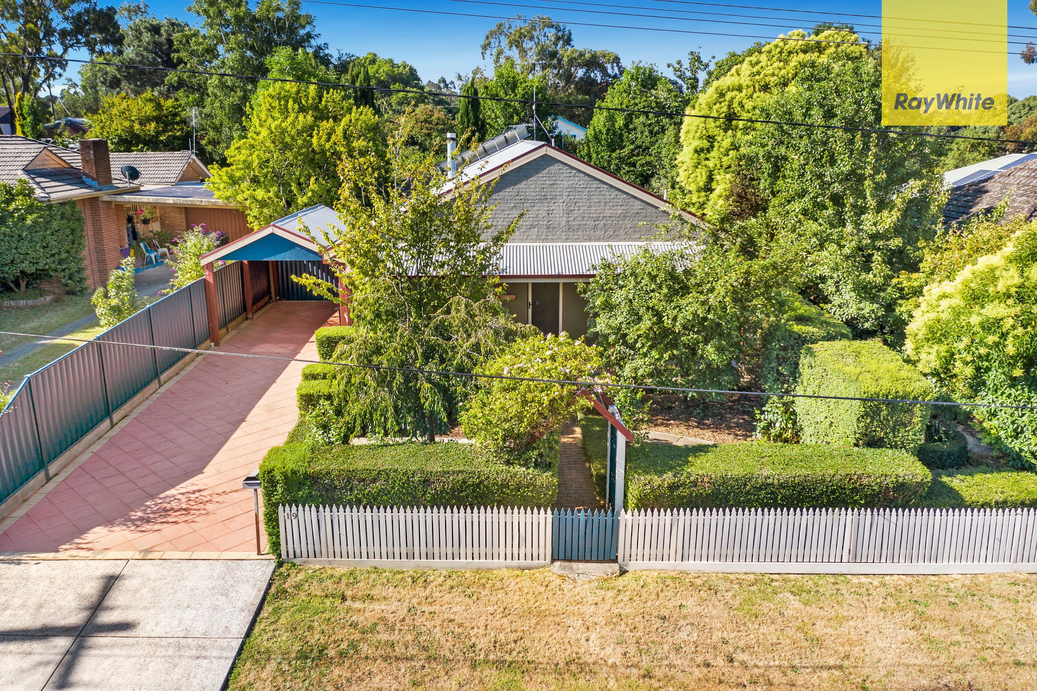 19 Rodney Drive, Woodend VIC 3442, Woodend - Image 1