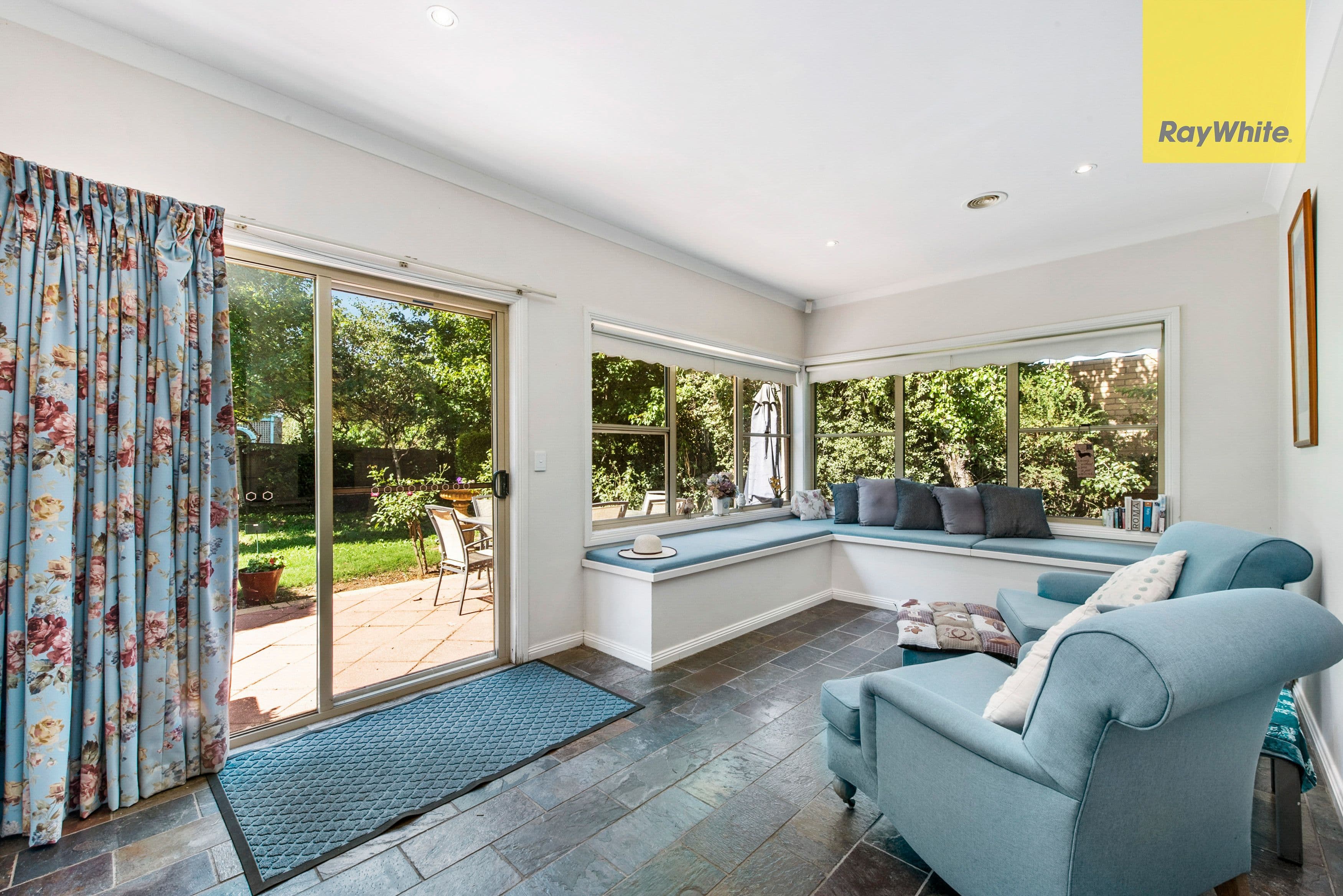 19 Rodney Drive, Woodend VIC 3442, Woodend - Thumbnail 3