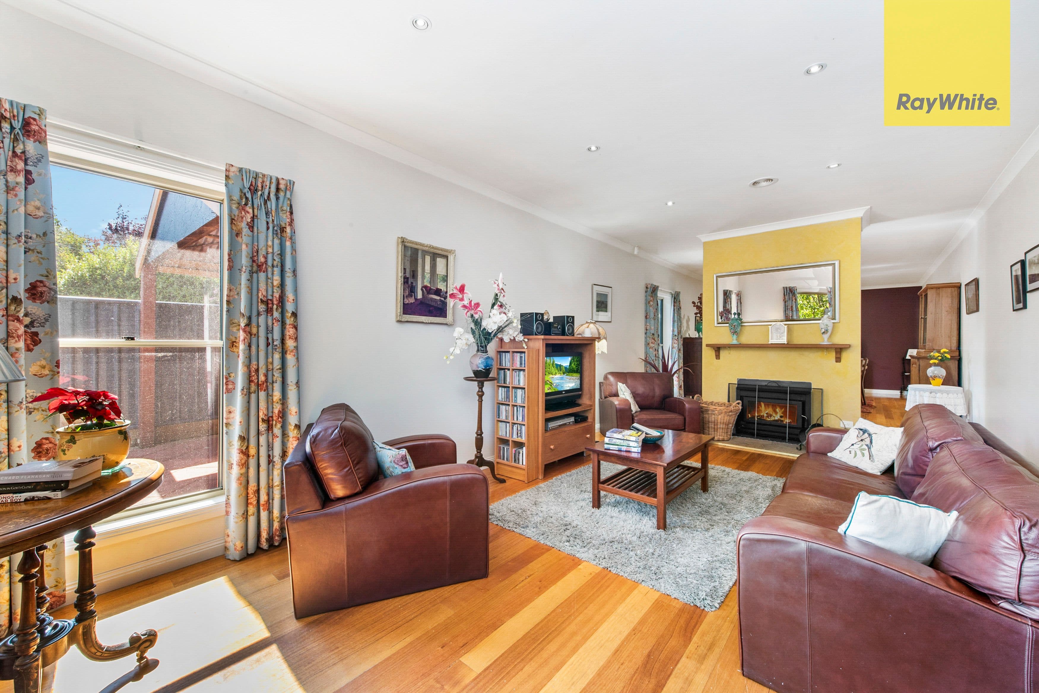 19 Rodney Drive, Woodend VIC 3442, Woodend - Thumbnail 6