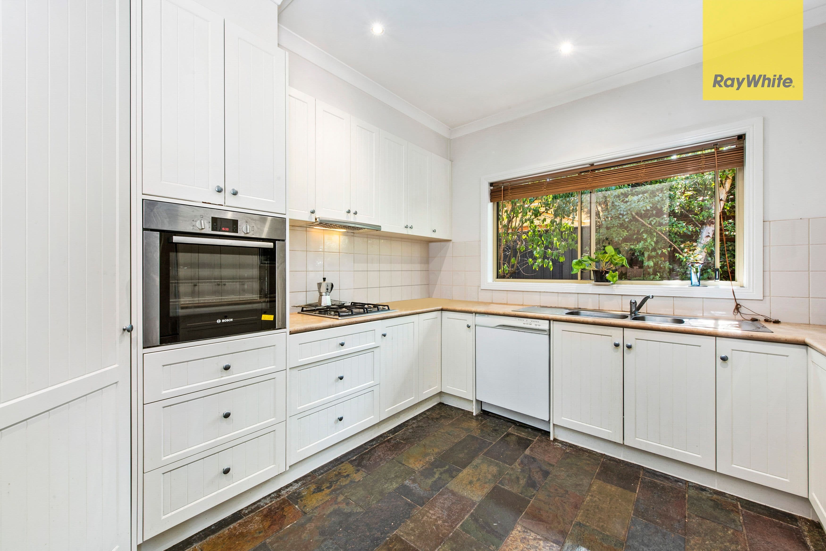 19 Rodney Drive, Woodend VIC 3442, Woodend - Thumbnail 8
