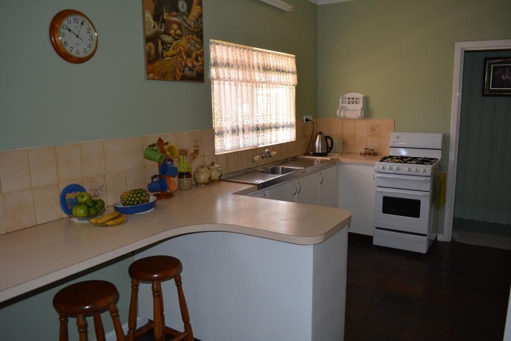 5 Saw Street, CARNARVON WA 6701, East Carnarvon - Thumbnail 2