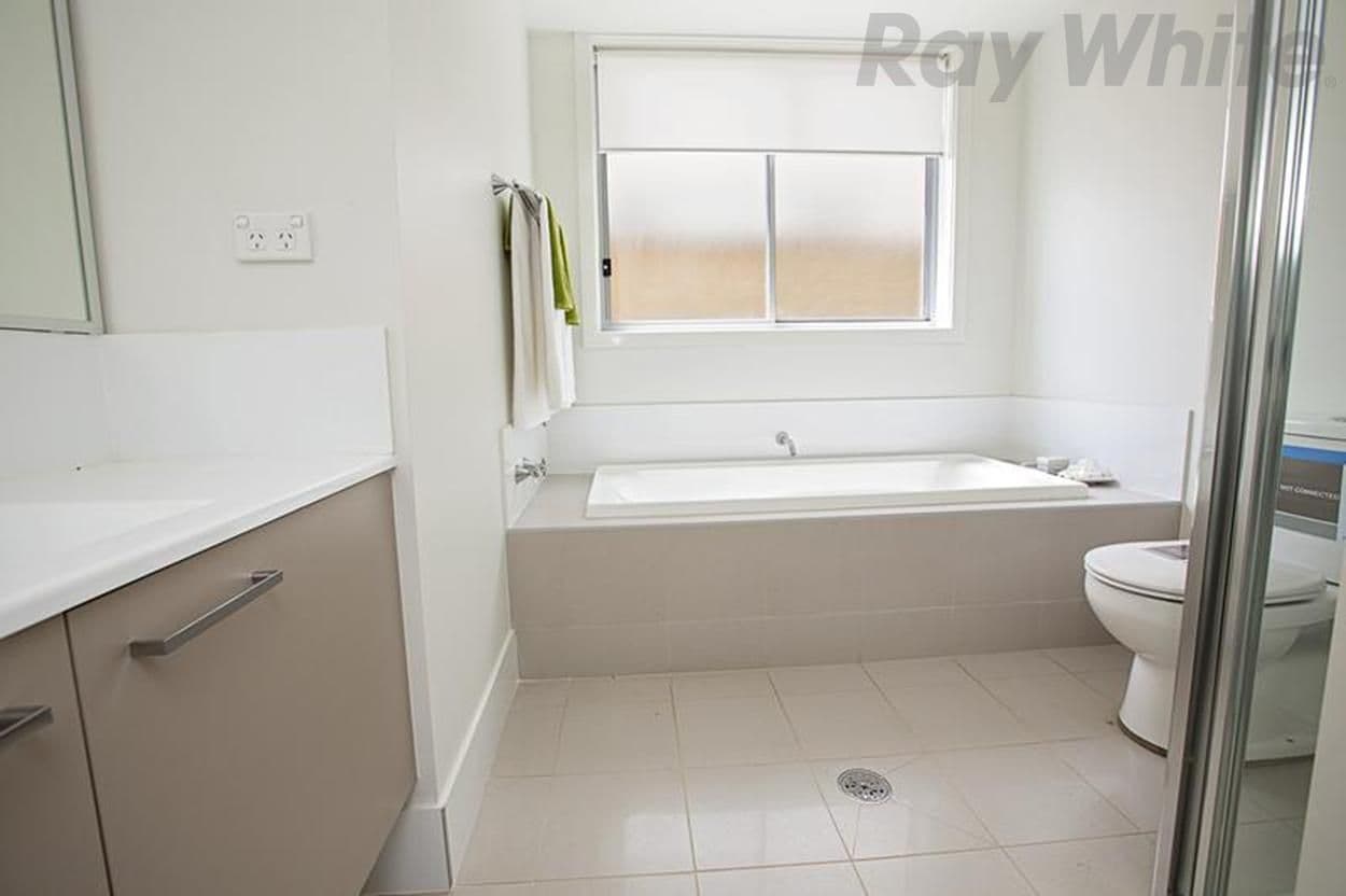 19 Jenkinson Drive, ELIZABETH HILLS NSW 2171, Elizabeth Hills - Thumbnail 8