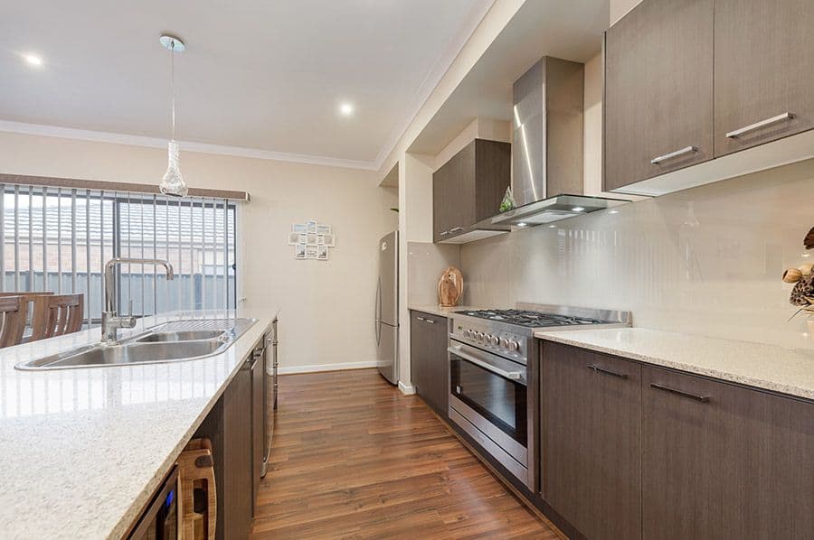 36 Baronial Way, Craigieburn VIC 3064, Craigieburn - Thumbnail 2