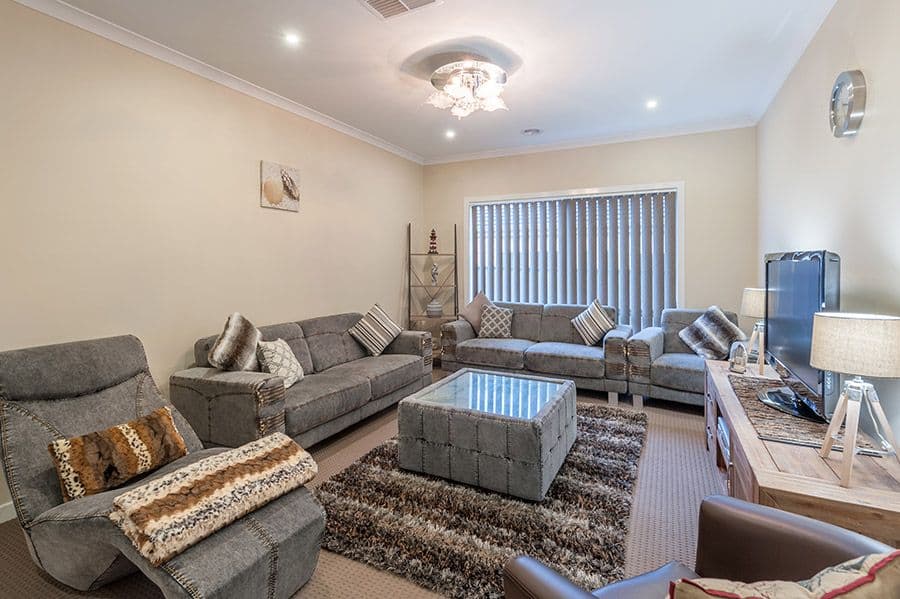 36 Baronial Way, Craigieburn VIC 3064, Craigieburn - Thumbnail 5
