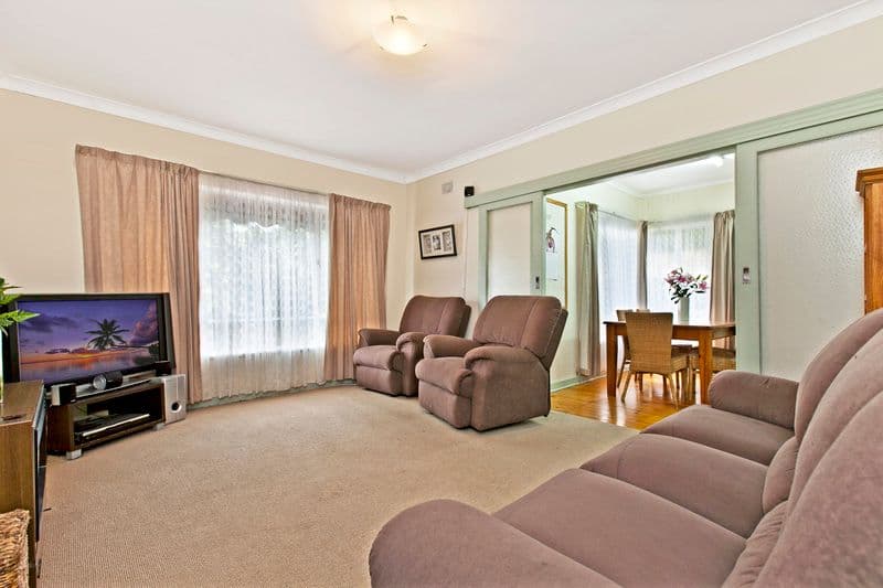 8 Pompoota Road, MODBURY SA 5092, Modbury - Thumbnail 2