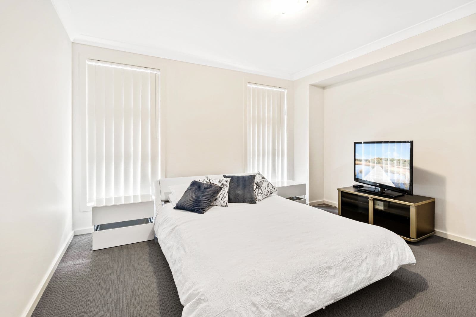 11 Pioneer Street, Gregory Hills NSW 2557, Gregory Hills - Thumbnail 8