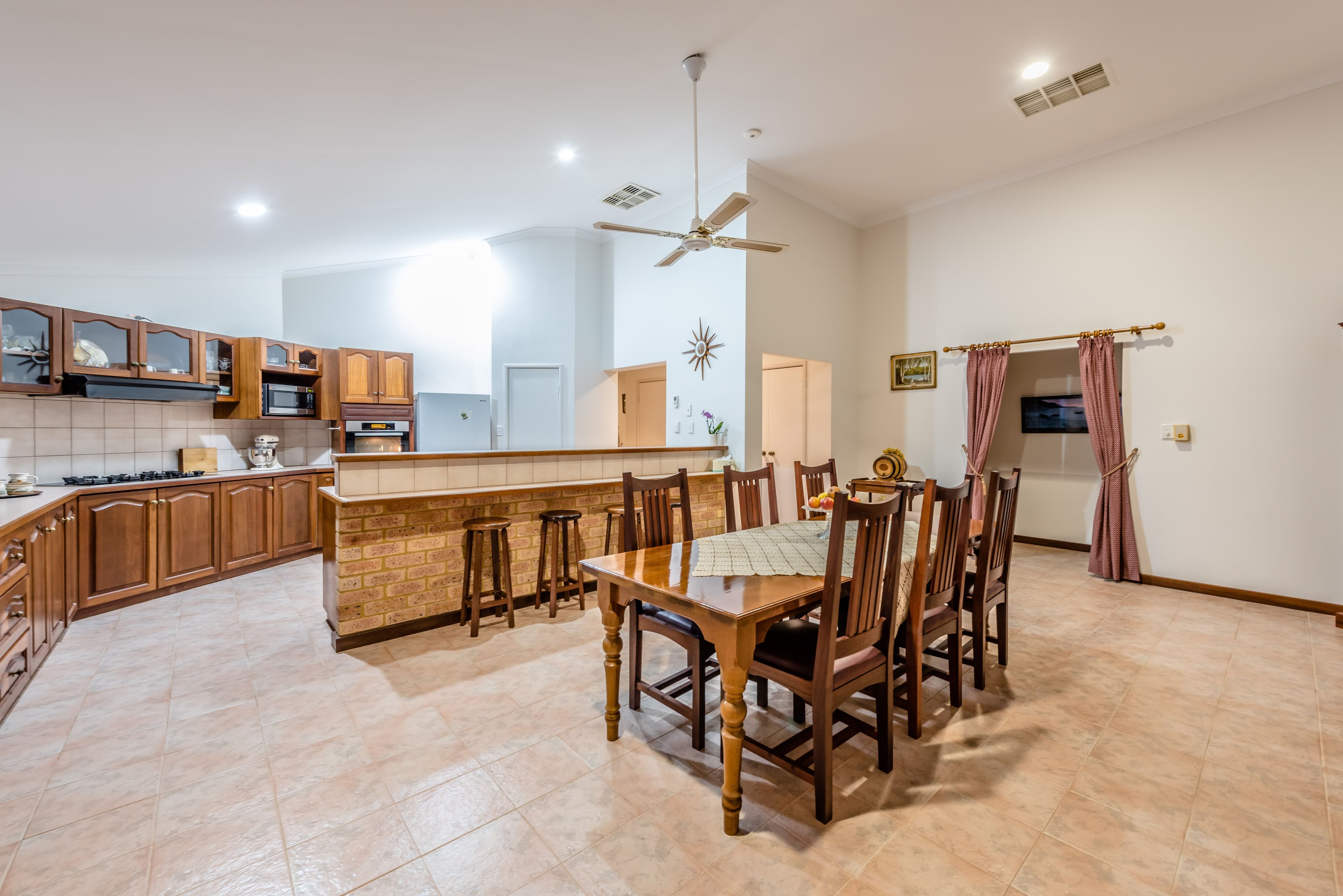 10 Doncon Street, Wandina WA 6530, Wandina - Thumbnail 7