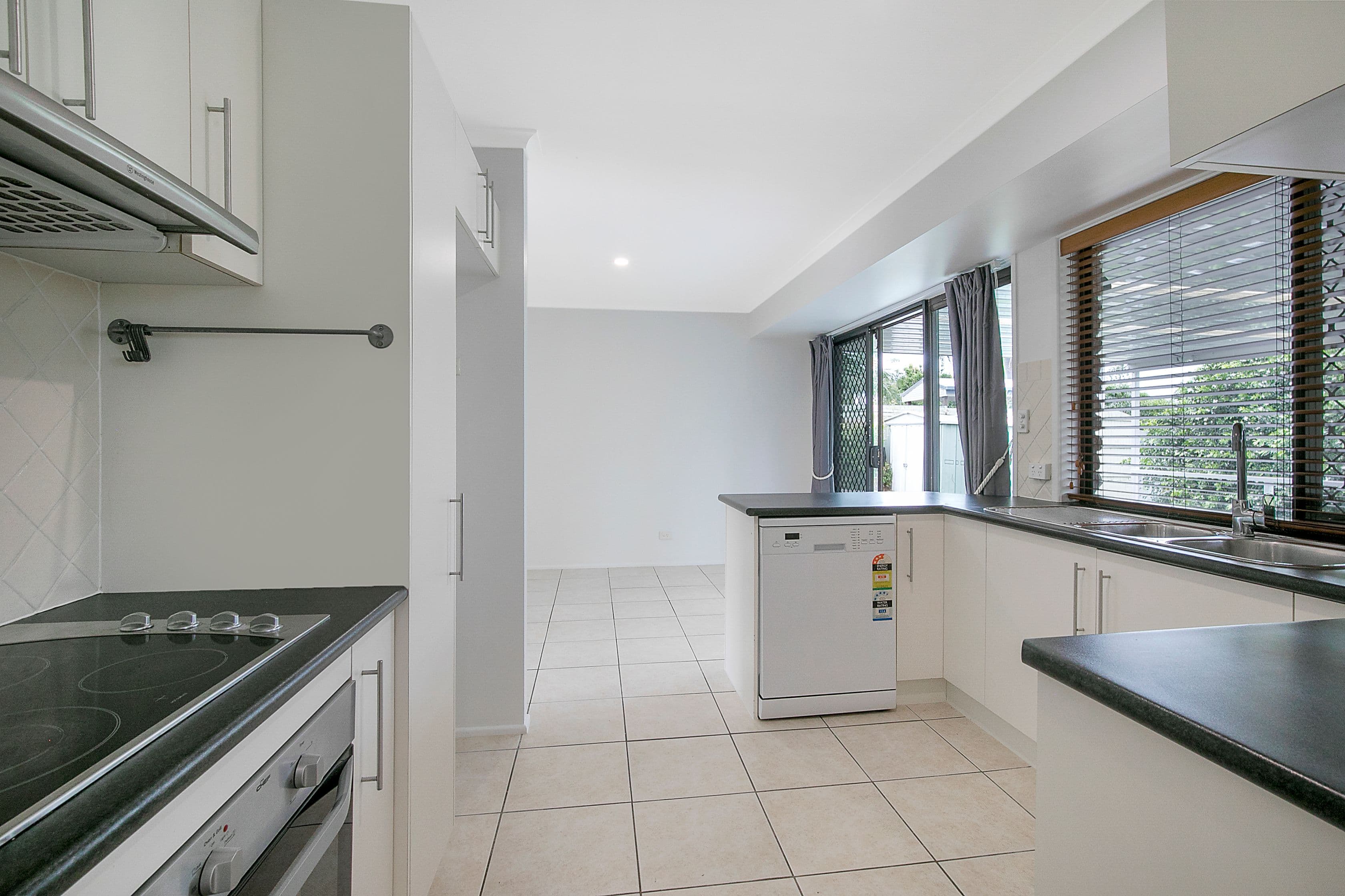 17 Plymstock Street, Alexandra Hills QLD 4161, Alexandra Hills - Thumbnail 4