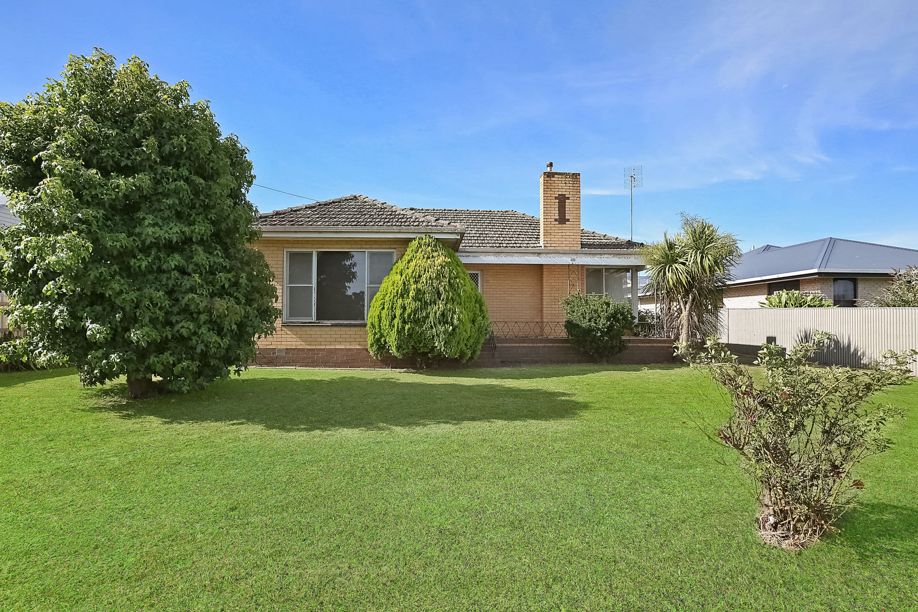6 Scott Street, Cobden VIC 3266, Cobden - Thumbnail 2
