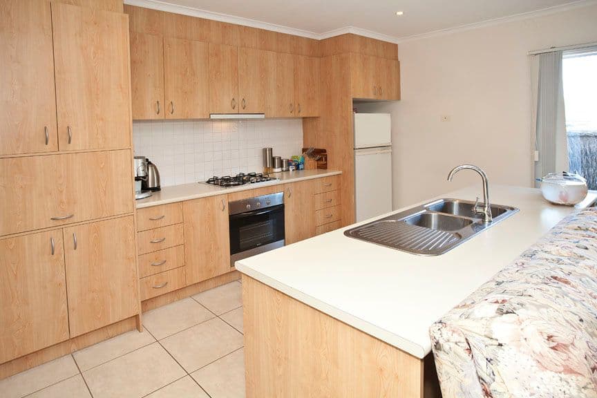 89 Sovereign Manors Crescent, ROWVILLE VIC 3178, Rowville - Thumbnail 2
