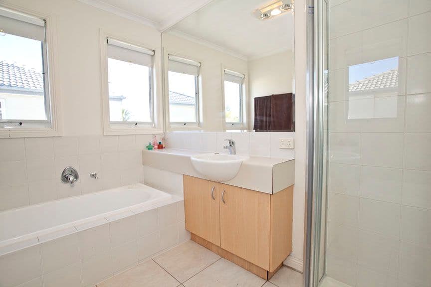 89 Sovereign Manors Crescent, ROWVILLE VIC 3178, Rowville - Thumbnail 7