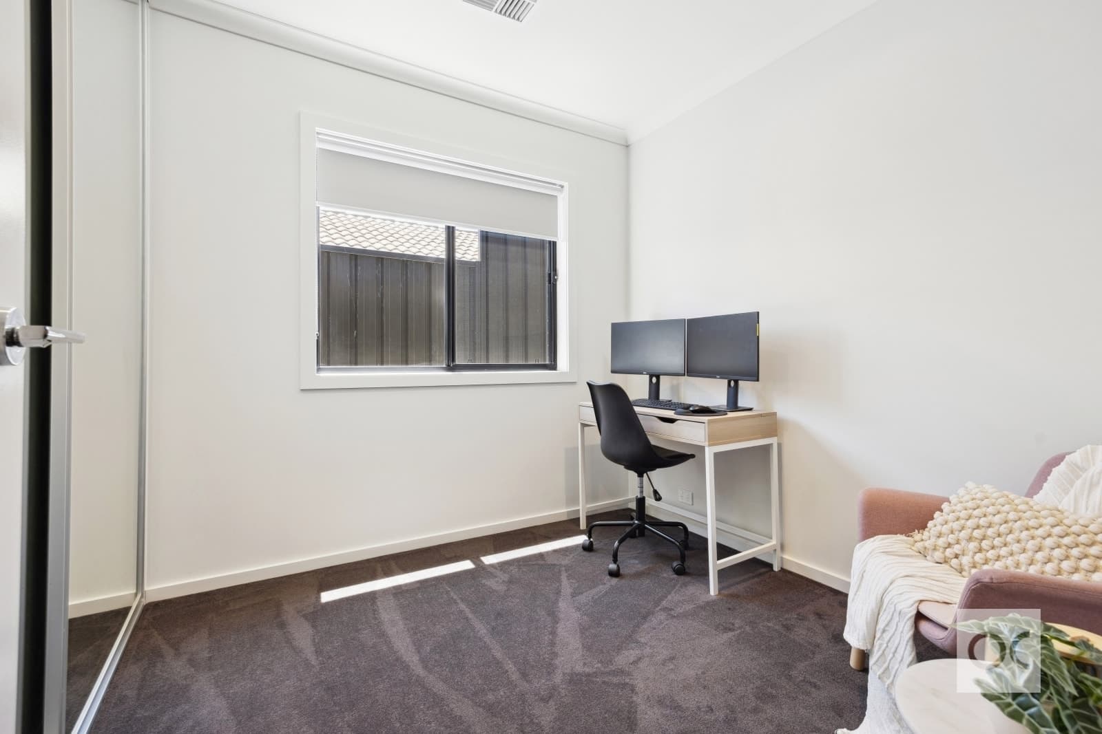 4 Colins Way, Hackham - Thumbnail 7