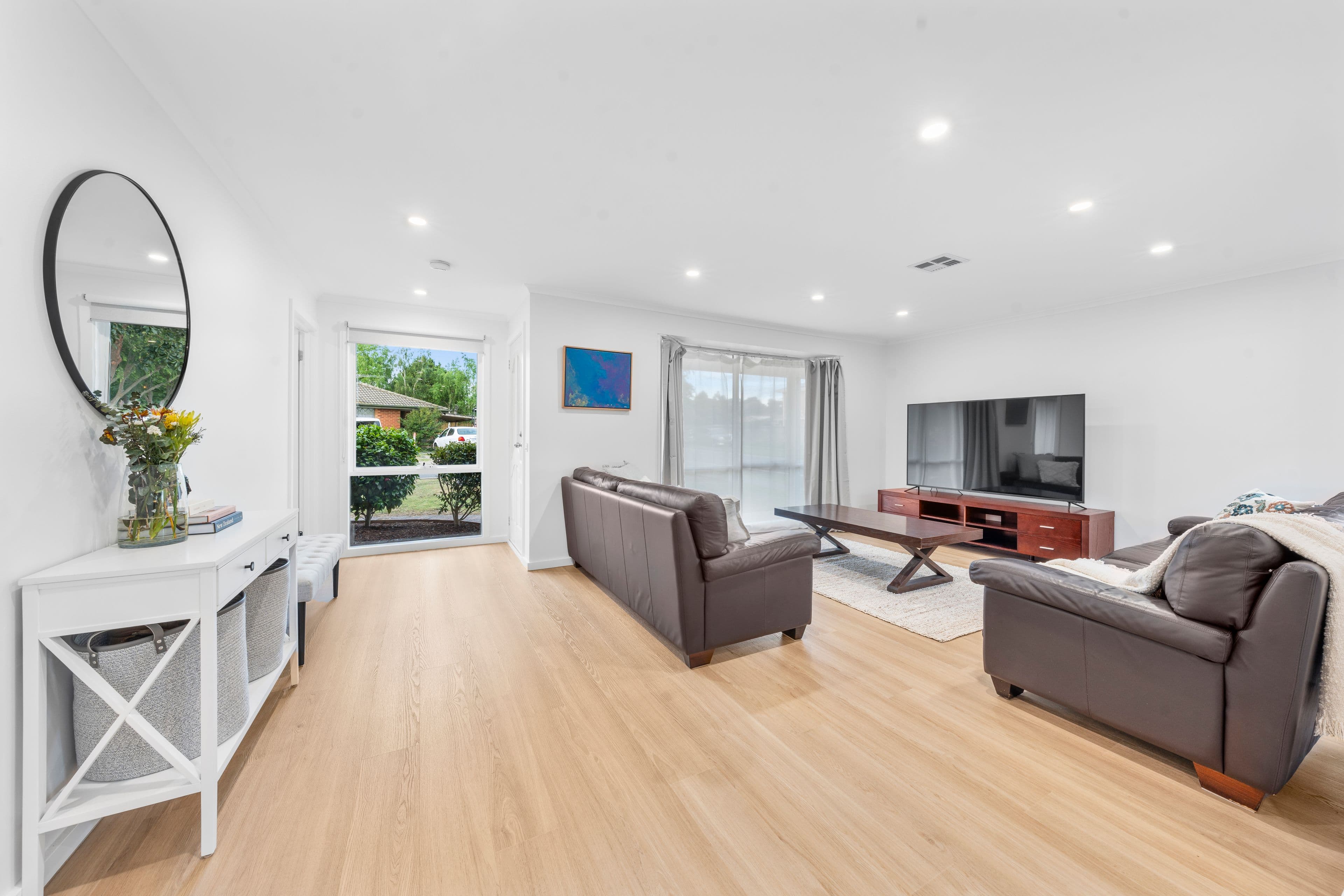 1 Karen Close, Narre Warren South VIC 3805, Narre Warren South - Thumbnail 2
