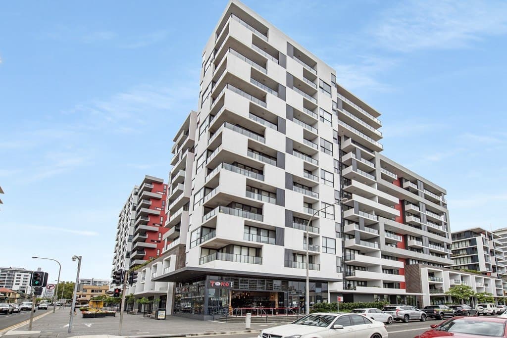 508/26 Burelli Street, Wollongong - Thumbnail 2