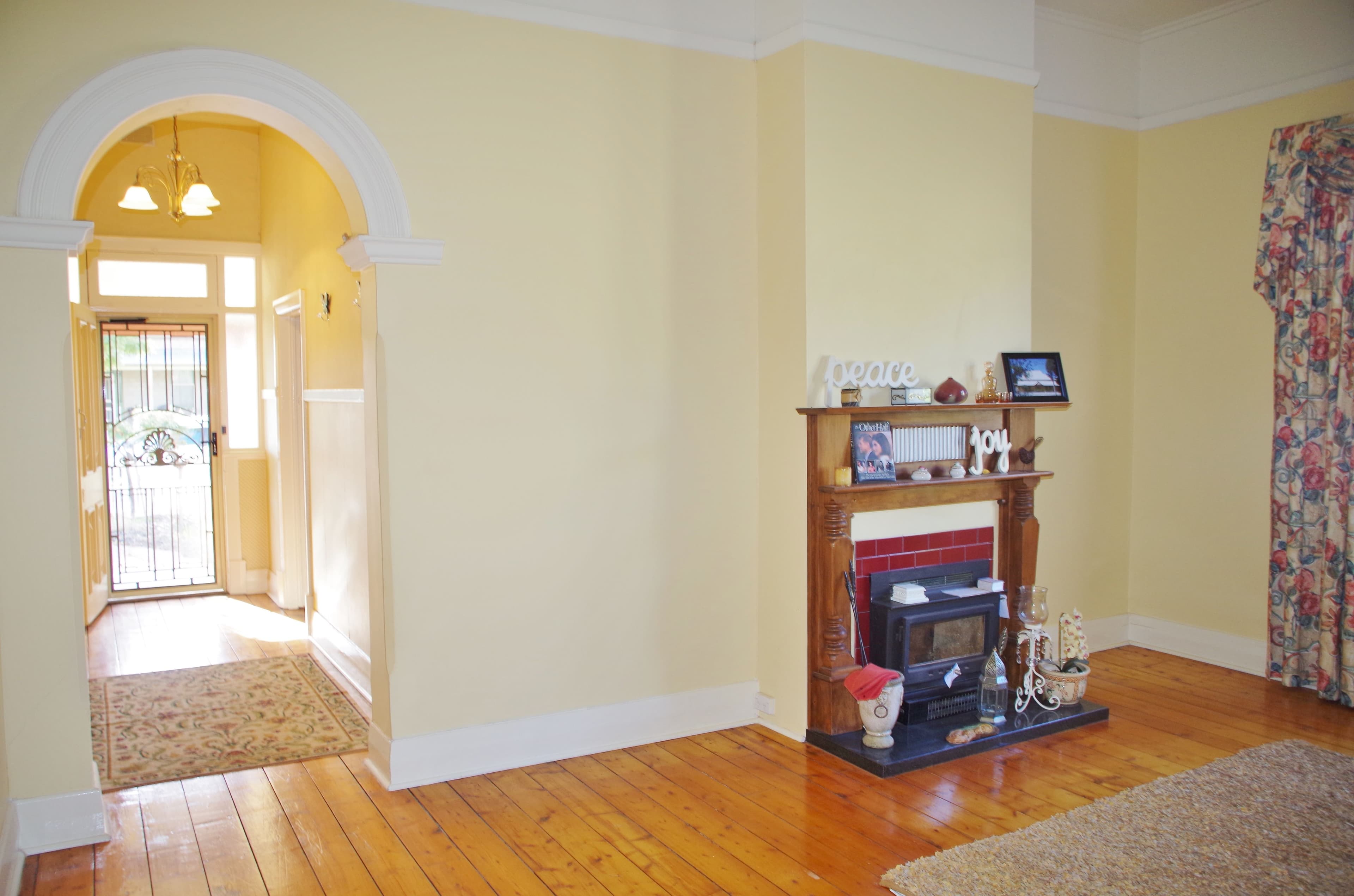 33 Tenth Street, Renmark SA 5341, Renmark - Thumbnail 3